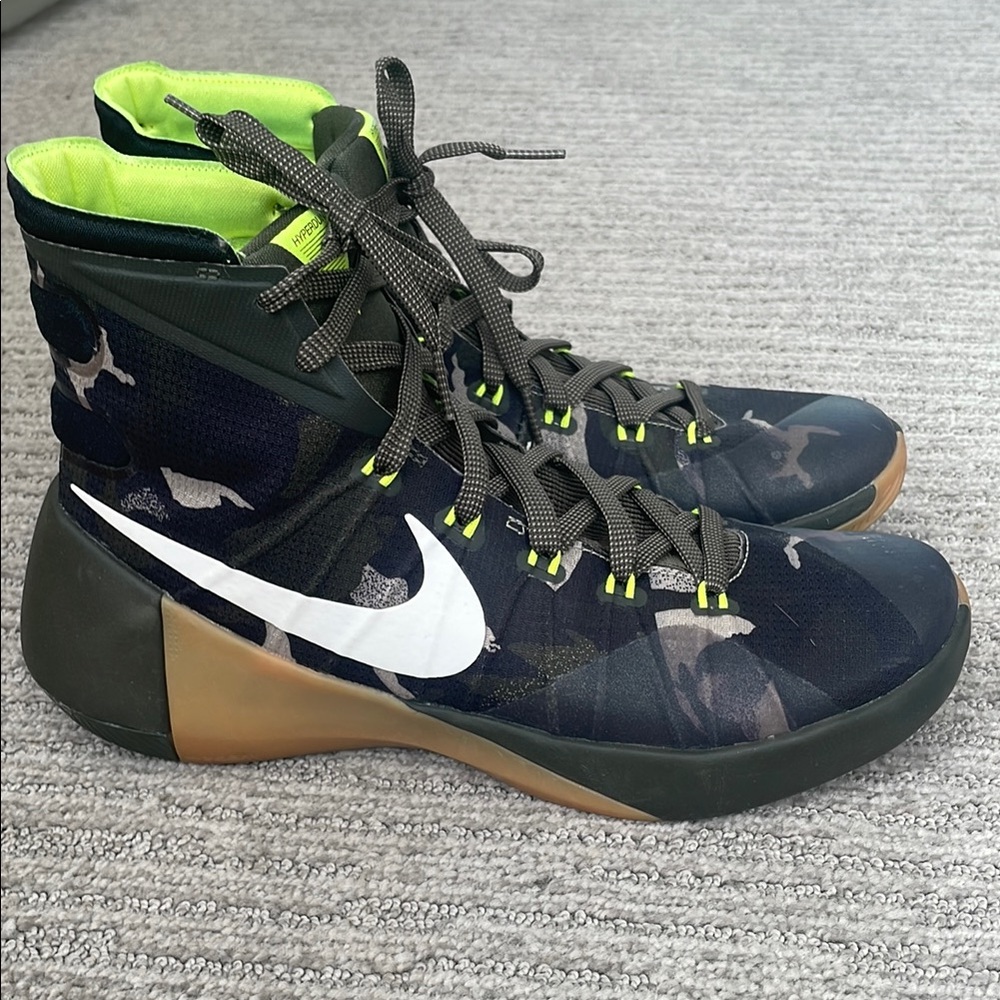 Nike Camouflage High-Top Hyperdunks 2015